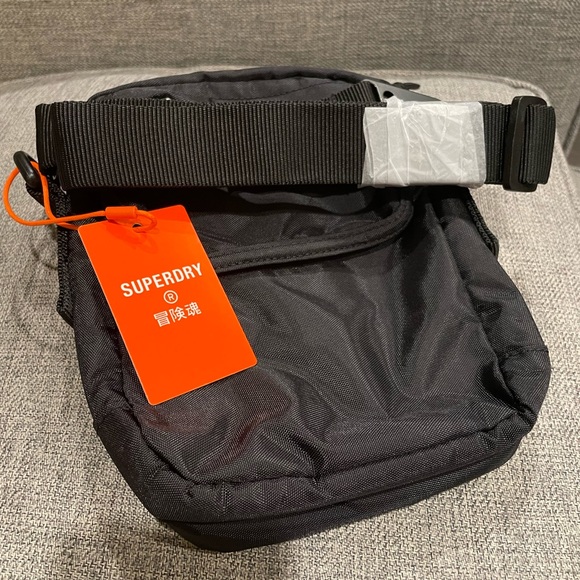 BNWT - Superdry Vintage Max Climber Sidebag - black - o/s - Picture 14 of 14